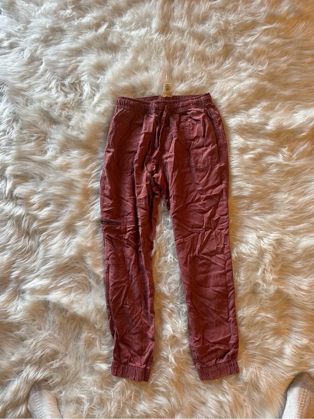 Nicole Miller Rust Red Capris with Elastic Cuffs